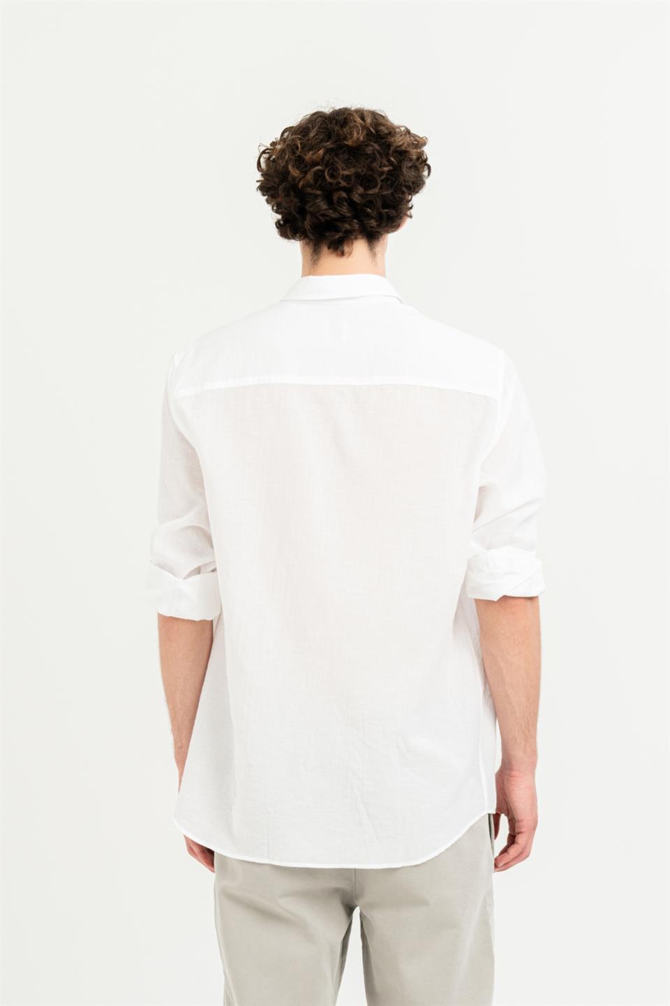 Yakası Britli Uzun Kollu Slim Fit Beyaz Erkek Gömlek