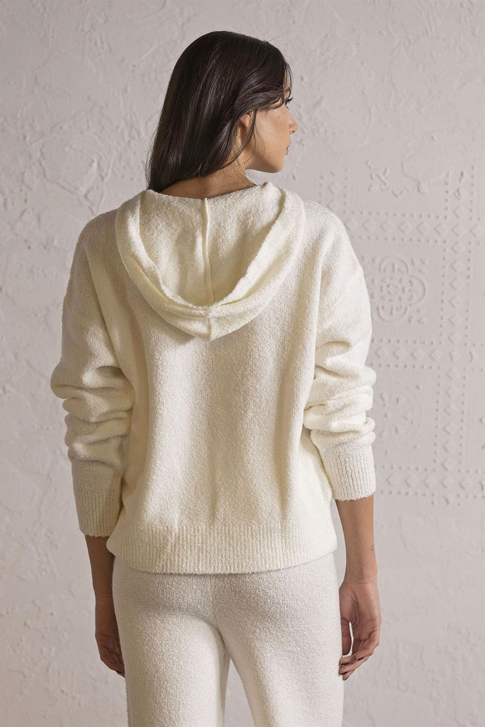 Kapüşon Yaka Kanguru Cepli Kadın Triko Sweatshirt