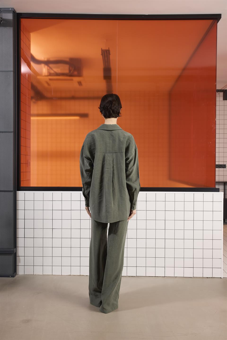 Uzun Kollu Kadın Gömlek