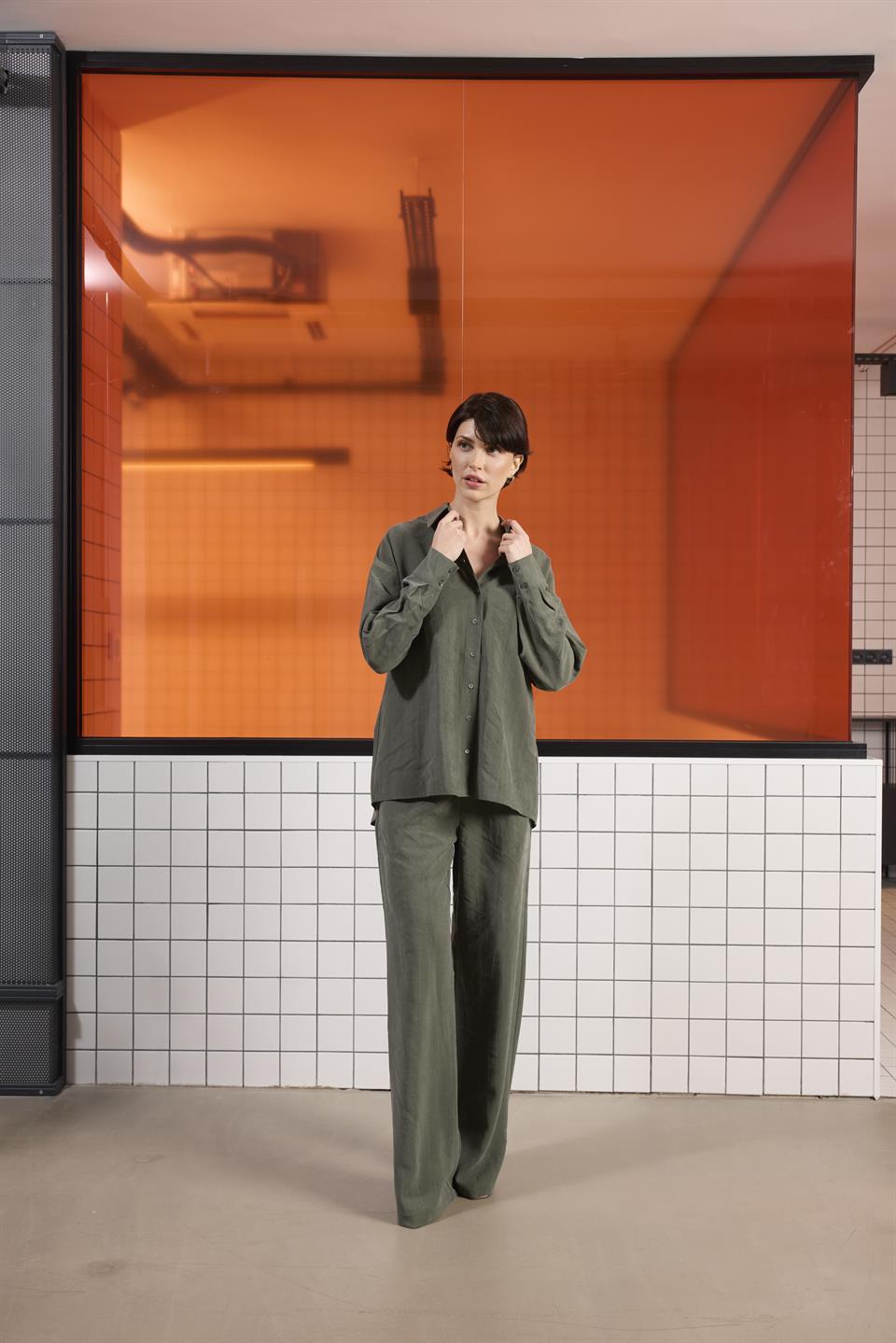 Uzun Kollu Kadın Gömlek