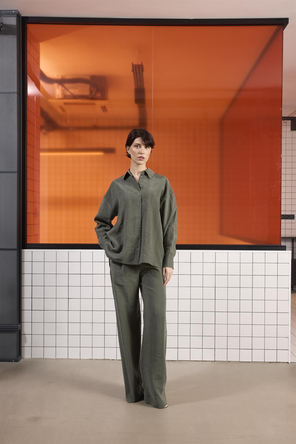 Uzun Kollu Kadın Gömlek