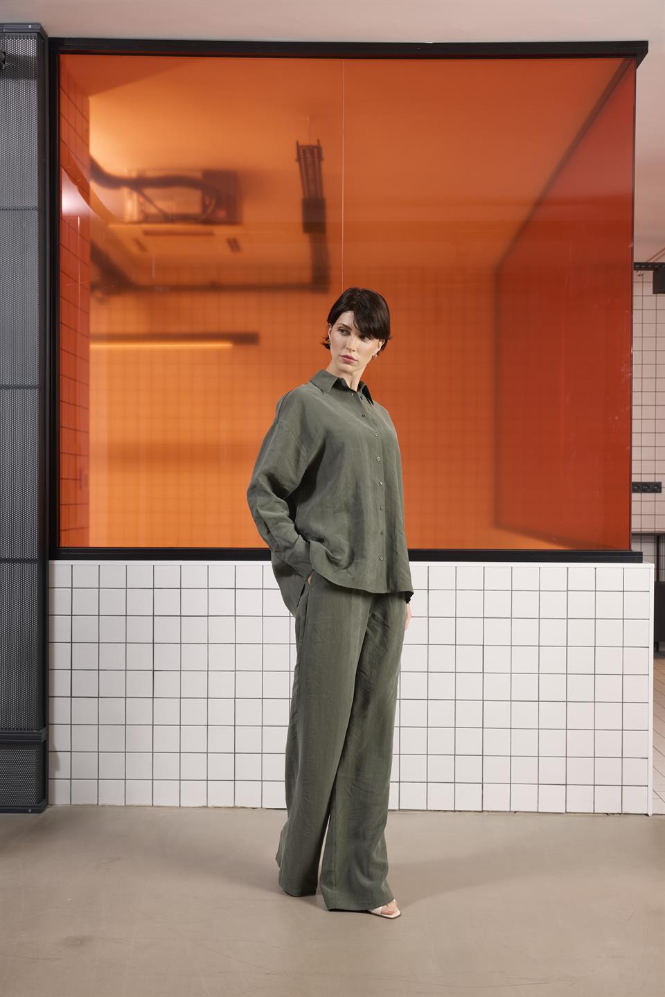 Uzun Kollu Kadın Gömlek