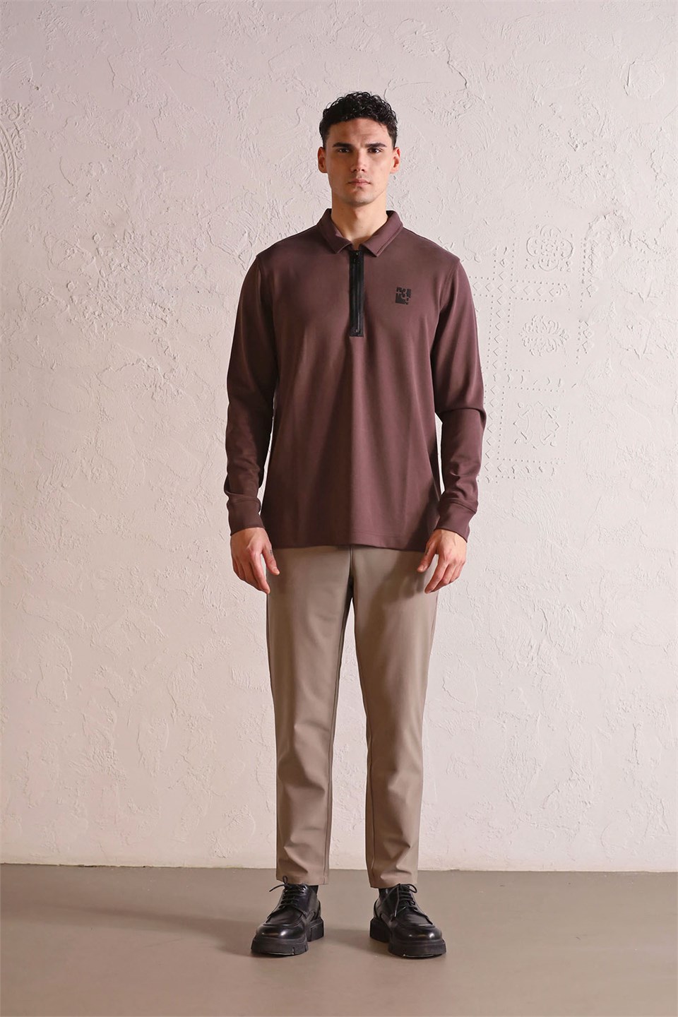 Polo Yaka Dikiş Detaylı Erkek Sweatshirt