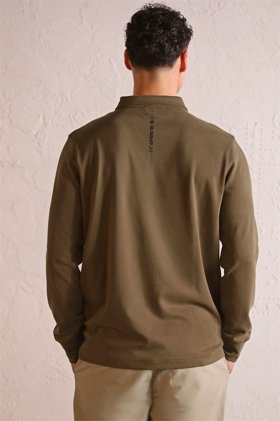 Polo Yaka Dikiş Detaylı Erkek Sweatshirt