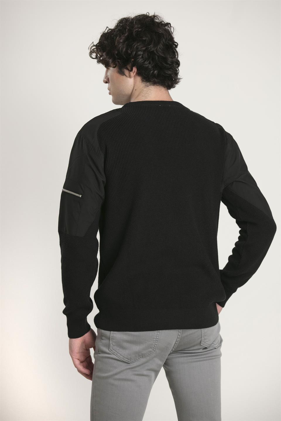 Teknik Kumaş Garnili Fermuar Detaylı Kazak