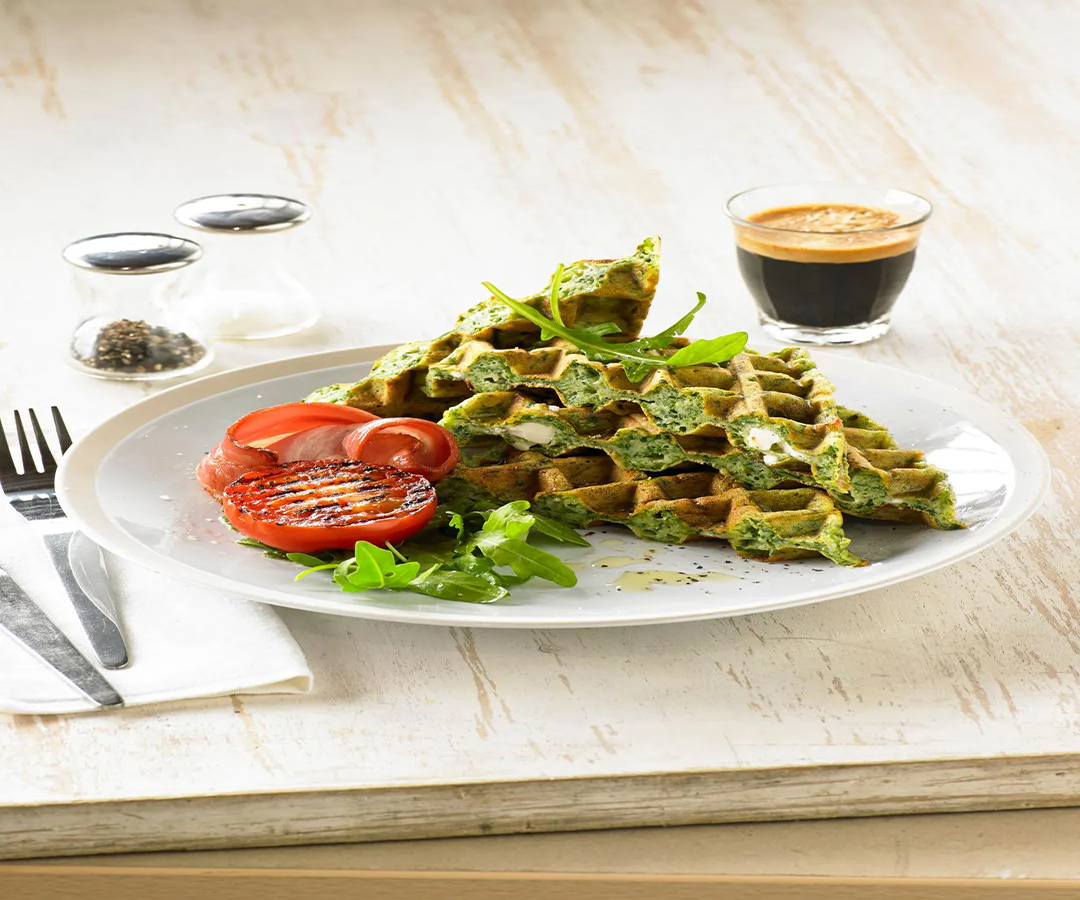 Beyaz Peynirli ve Ispanaklı Waffle