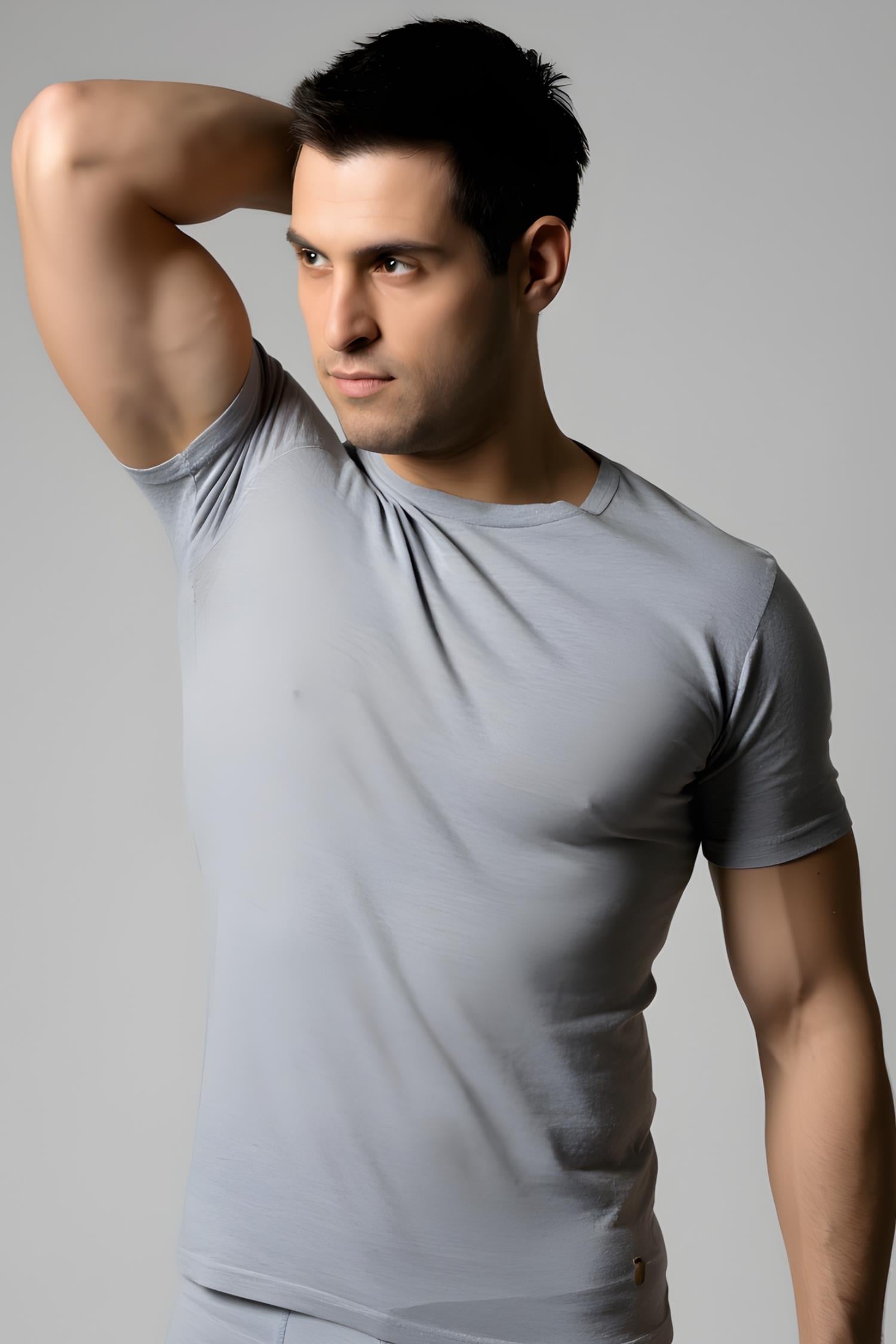 Erkek Pamuklu Kısa Kol Geniş Yaka Klasik Fanila T-Shirt