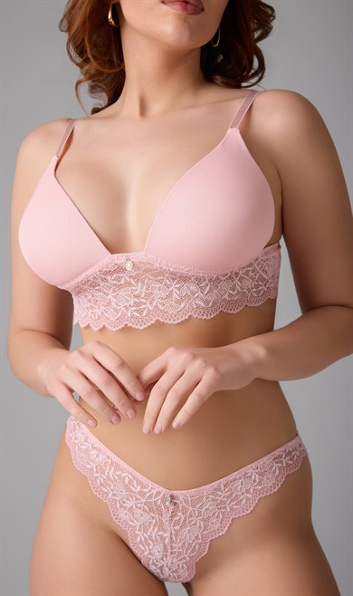 DANTEL DETAYLI BRALET SÜTYEN VE SLİP KÜLOT TAKIM PUDRA (MGP32371)