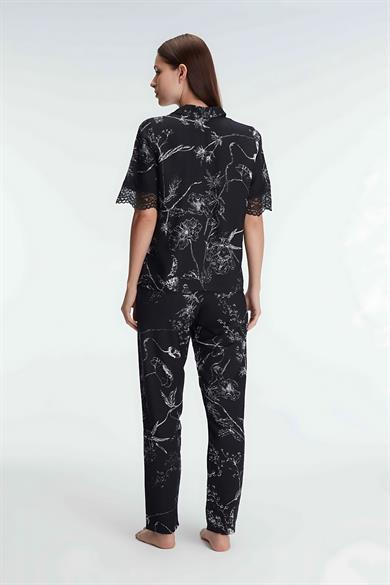 Siyah Viskon Yarım Kollu Dantel Detaylı Pijama Takımı