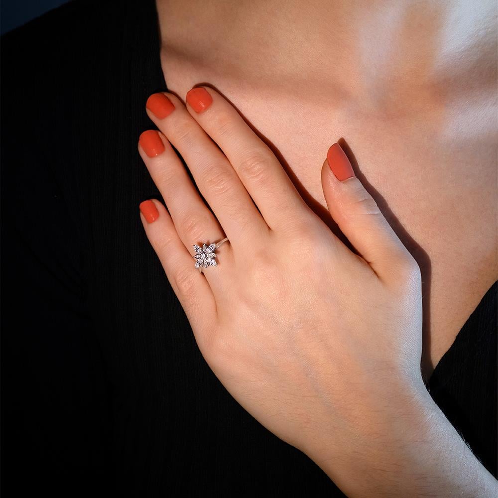 0.91 Karat Pırlanta Lotus Çiçeği Fantezi Yüzük