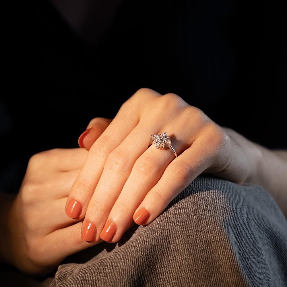 0.91 Karat Pırlanta Lotus Çiçeği Fantezi Yüzük