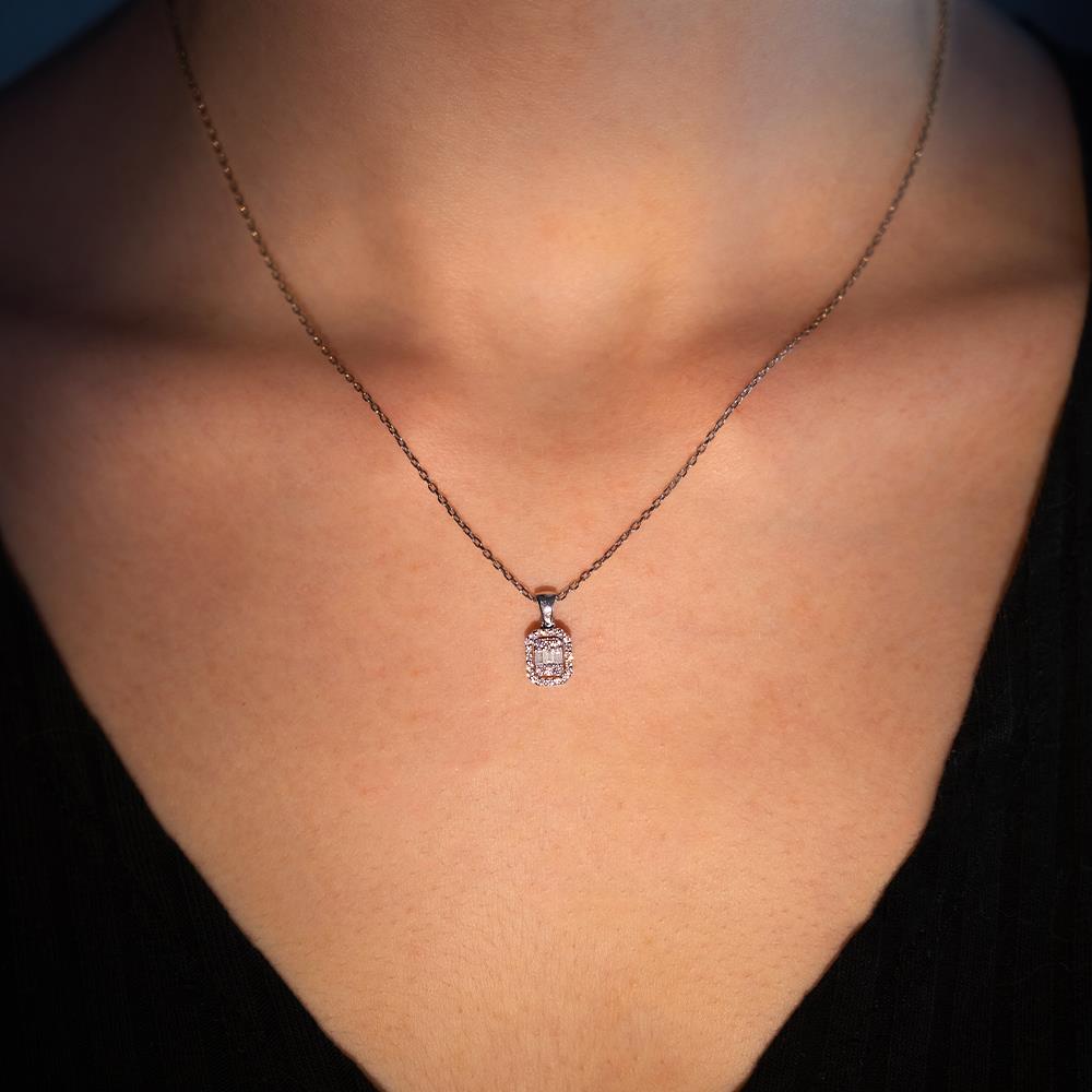 0.25 Karat Baget Pırlanta Kolye