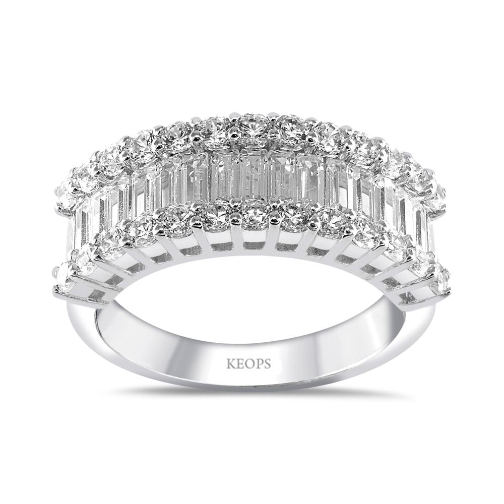 1.65 Karat E Renk  Baget Yarımtur Yüzük - IDL Sertifikalı