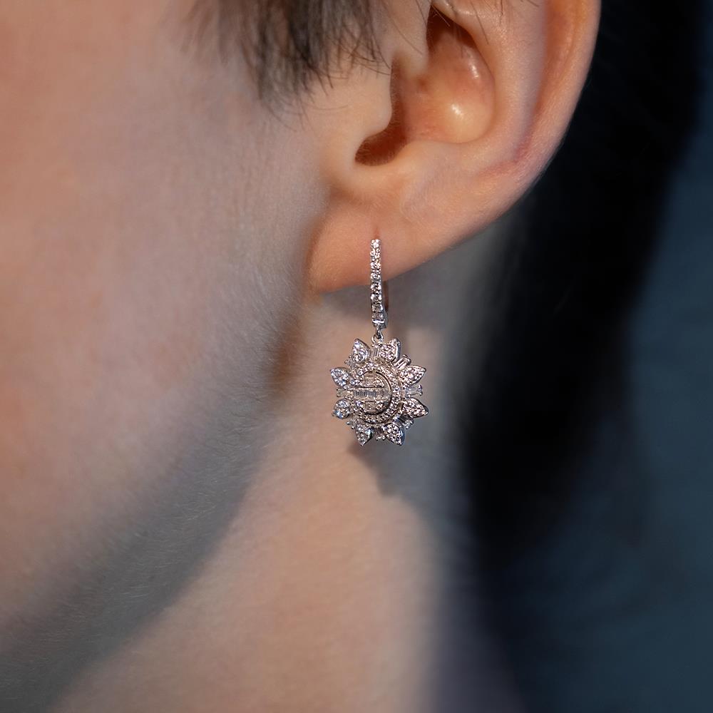 1.29 Karat Pırlanta Fantezi  Küpe