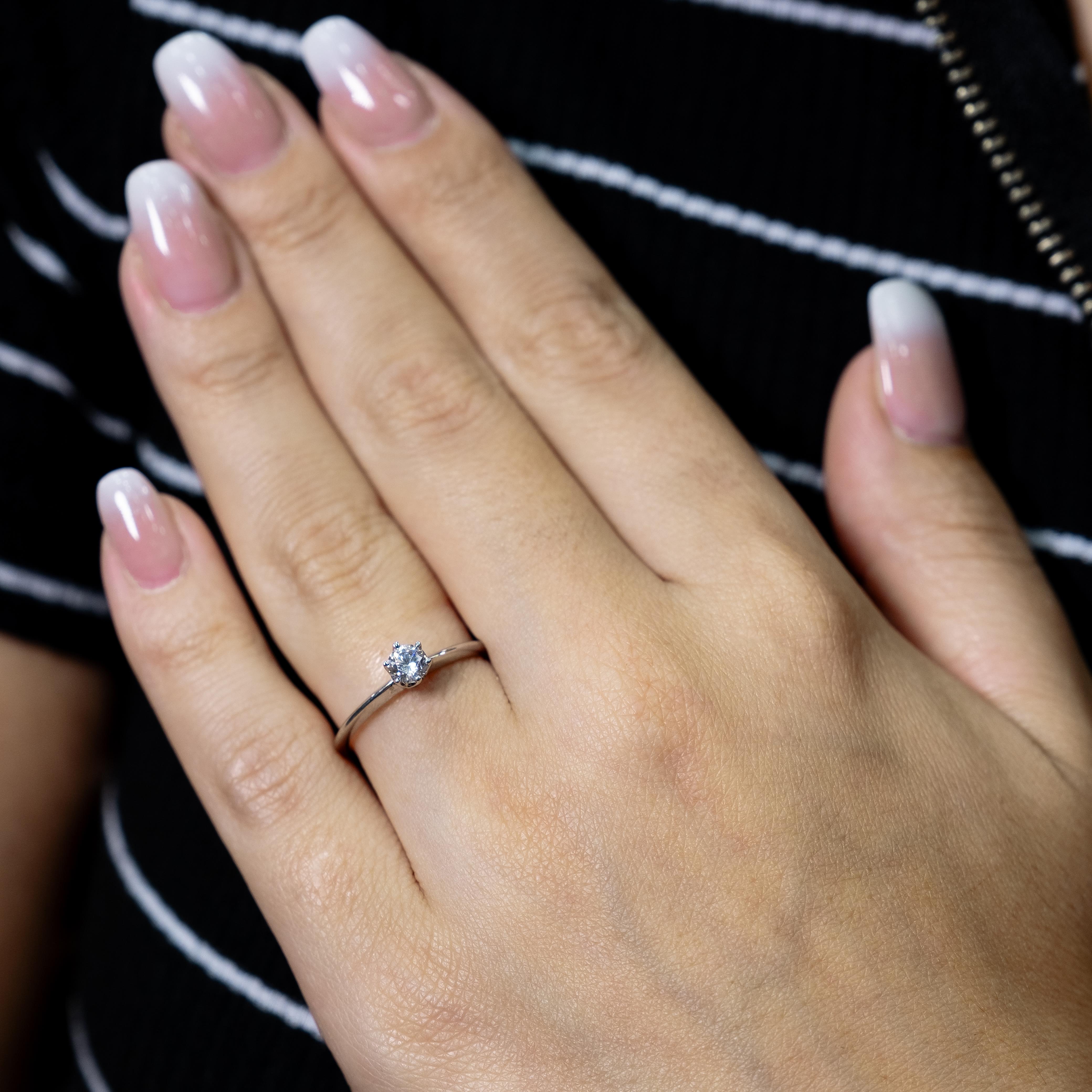 E Renk 0.20 Karat Vintage Tektaş Yüzük - IDL Sertifikalı