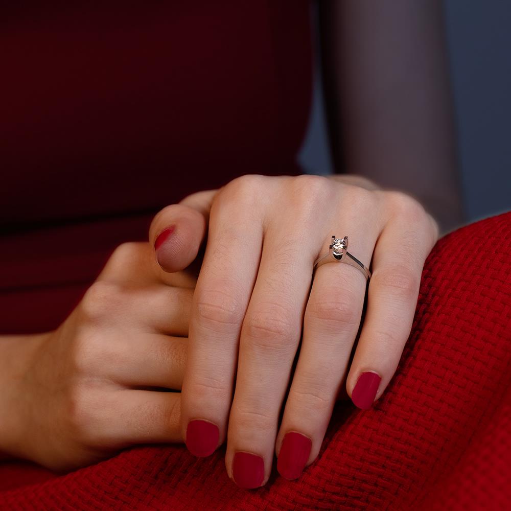 E Renk 0.40 Karat Pırlanta Tektaş Yüzük - HRD Sertifikalı