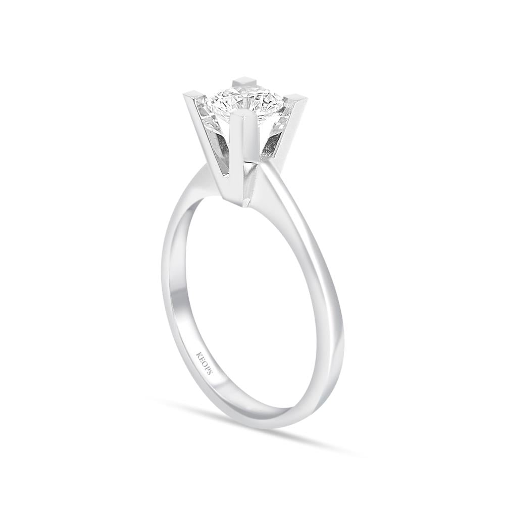 F Renk 0.70 Karat Pırlanta Tektaş Yüzük