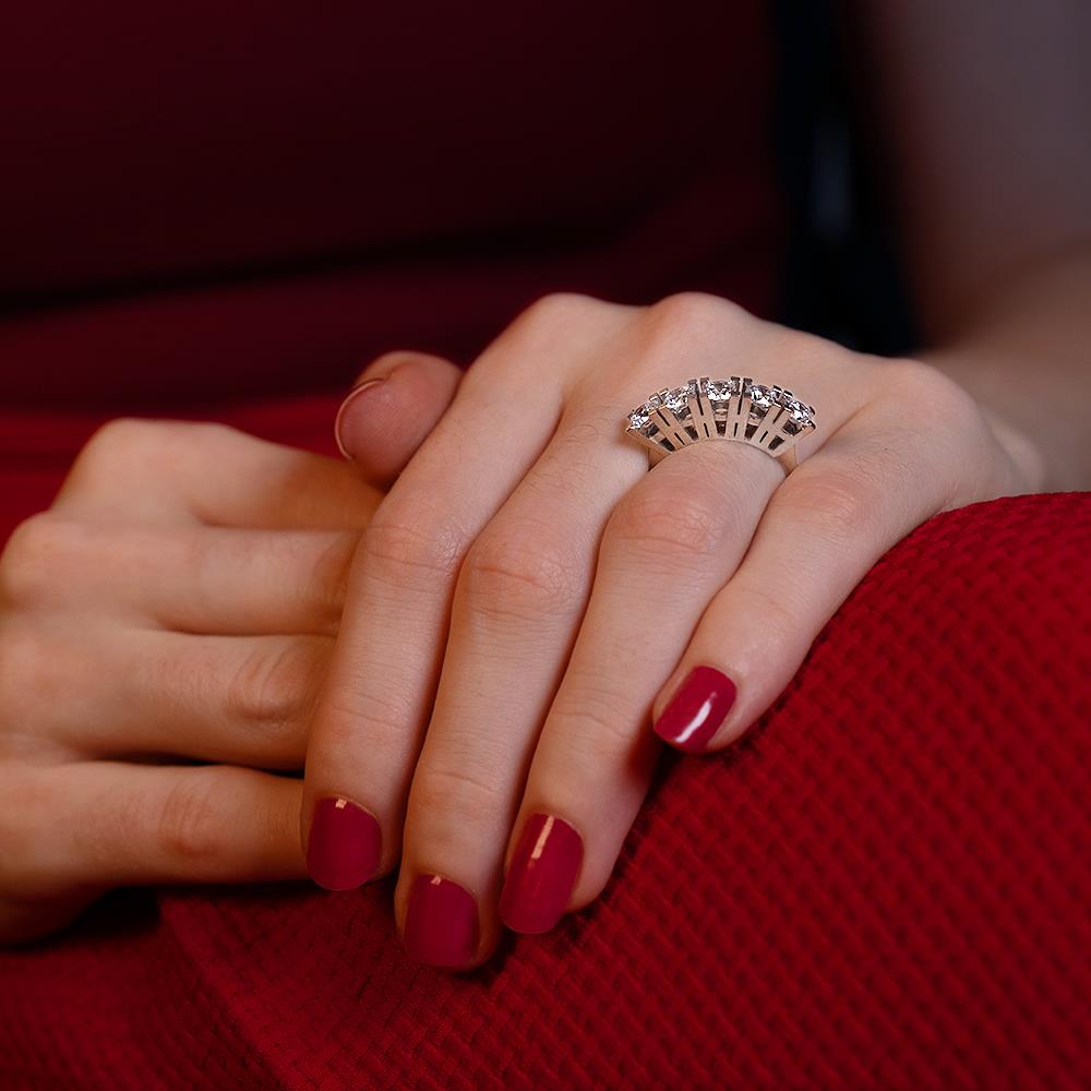 F Renk 1.35 Karat Pırlanta Beştaş Yüzük - IDL Sertifikalı