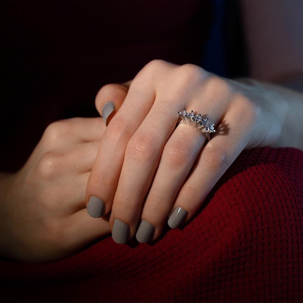 F Renk 1.10 Karat Pırlanta Beştaş Yüzük - IDL Sertifikalı