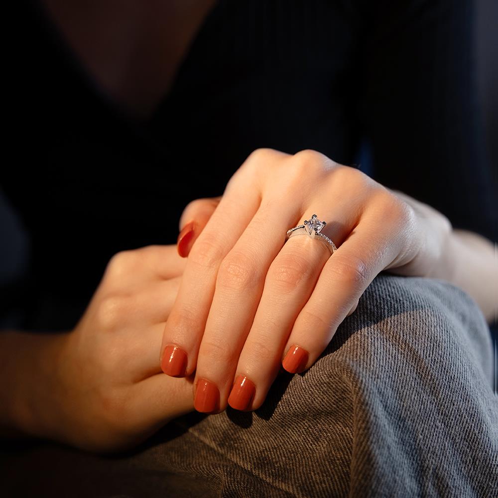 G Renk 0.48 Karat Pırlanta Tektaş Yüzük - HRD Sertifikalı