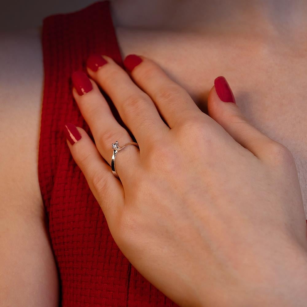 G Renk 0.10 Karat Pırlanta Tektaş Yüzük - IDL Sertifikalı