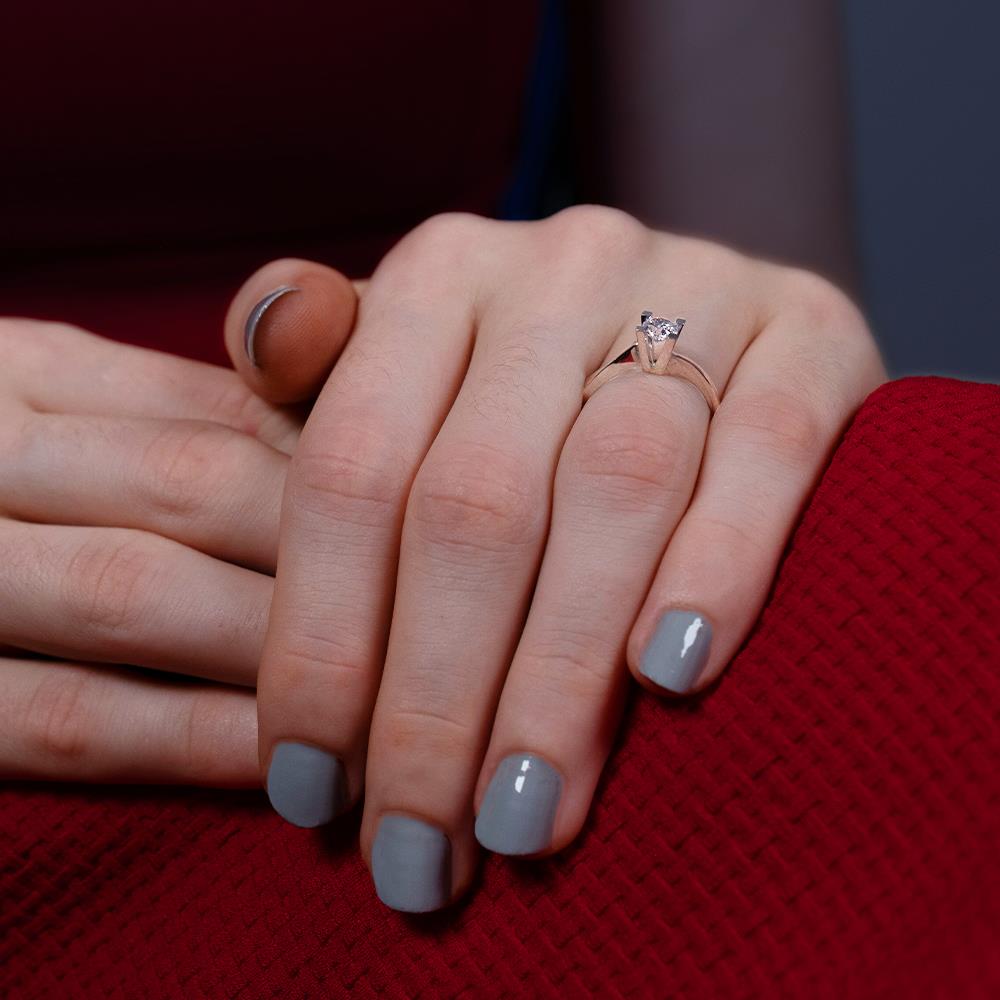 F Renk SI1 0.40 Karat Pırlanta Tektaş Yüzük - HRD Sertifikalı