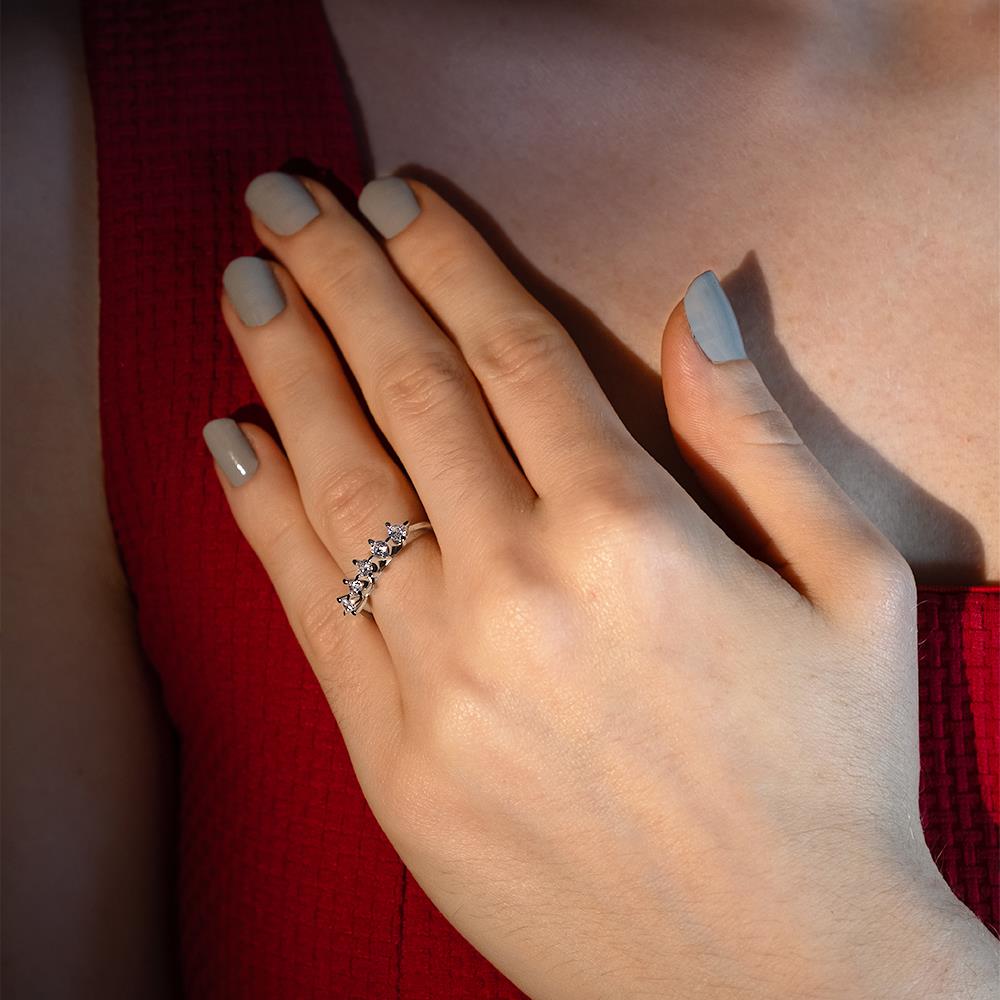 F Renk 0.40 Karat Pırlanta Beştaş Yüzük - IDL Sertifikalı