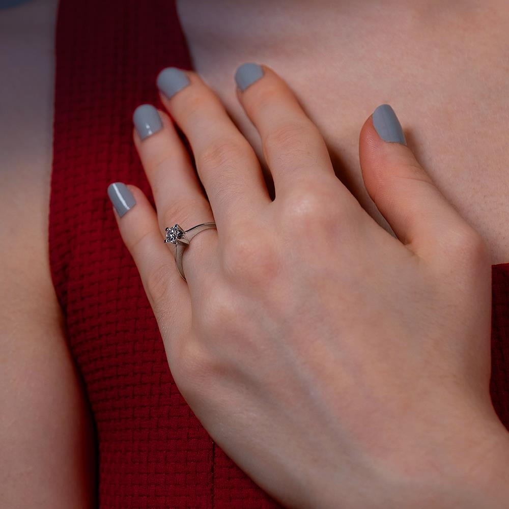 H Renk 0.25 Karat Pırlanta Tektaş Yüzük - IDL Sertifikalı