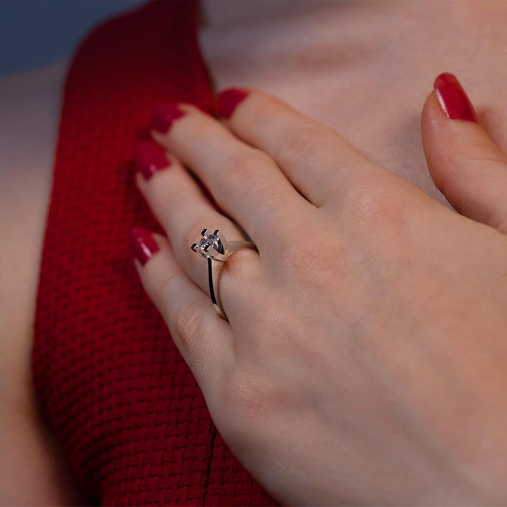 H Renk 0.40 Karat Pırlanta Tektaş Yüzük - HRD Sertifikalı