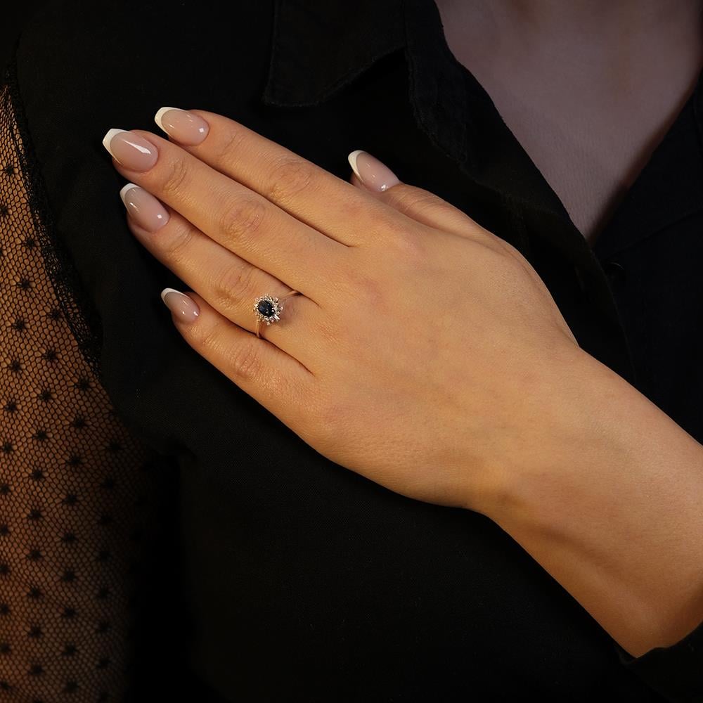 Pırlanta Oval Safir Taşlı Baget Yüzük