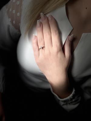  0,21 Karat Damla Kesim Pırlanta Tektaş Yüzük 