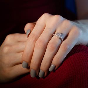 0.43 Karat Baget Pırlanta Yüzük - IDL Sertifikalı