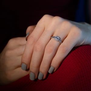 0.24 Karat Baget Pırlanta Yüzük - IDL Sertifikalı