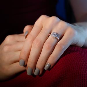 0,42 Karat Baget Pırlanta Yüzük - IDL Sertifikalı