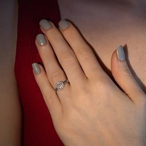 0.28 Karat Fantezi Pırlanta Yüzük