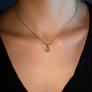 0.47 Karat  Baget Pırlanta Kolye - IDL Sertifikalı