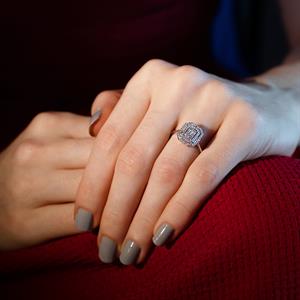 0.30 Karat Baget Pırlanta Yüzük - IDL Sertifikalı