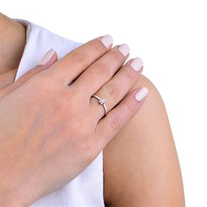 0,30 Karat Görünümlü Emerald Efektli Pırlanta Yüzük - 1100657