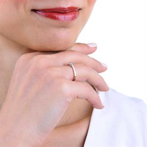 0,30 Karat Görünümlü Yuvarlak Efektli Pırlanta Yüzük - 1100654