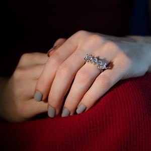 D Renk 1.50 Karat Pırlanta Beştaş Yüzük - HRD Sertifikalı