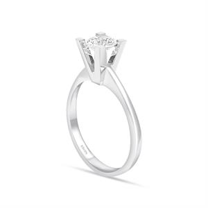 F Renk 0.70 Karat Pırlanta Tektaş Yüzük