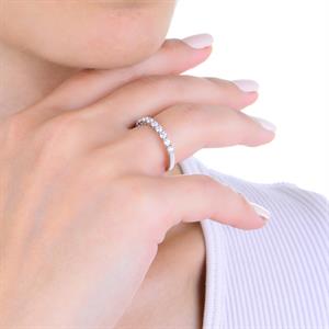 F Renk 0.50 Karat Pırlanta Yarımtur Yüzük - IDL Sertifikalı