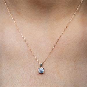 F Renk 0.50 Karat Pırlanta Tektaş Kolye