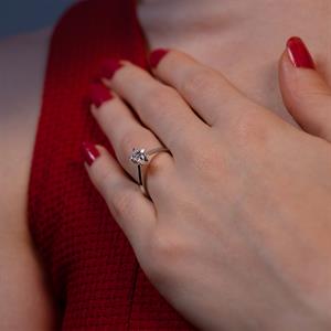 F Renk 0.25 Karat Pırlanta Tektaş Yüzük - IDL Sertifikalı