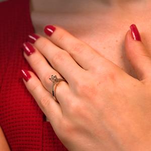 Toplam 0,34  Karat Pırlanta Tektaş Yüzük - IDL Sertifikalı