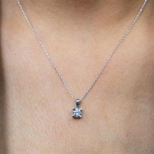 F Renk 0,45 Karat Pırlanta Tektaş Kolye