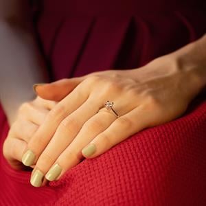 G Renk 0.25 Karat Pırlanta Tektaş Yüzük - IDL Sertifikalı