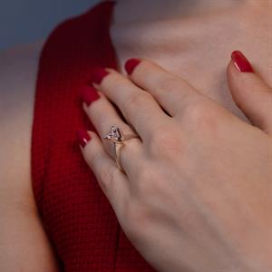 G Renk 0.90 Karat Pırlanta Tektaş Yüzük - HRD Sertifikalı