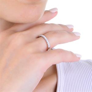 G Renk 0.45 Karat Pırlanta Yarımtur Yüzük - IDL Sertifikalı