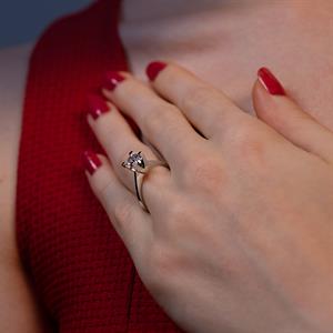 G Renk 0.60 Karat Pırlanta Tektaş Yüzük - HRD Sertifikalı